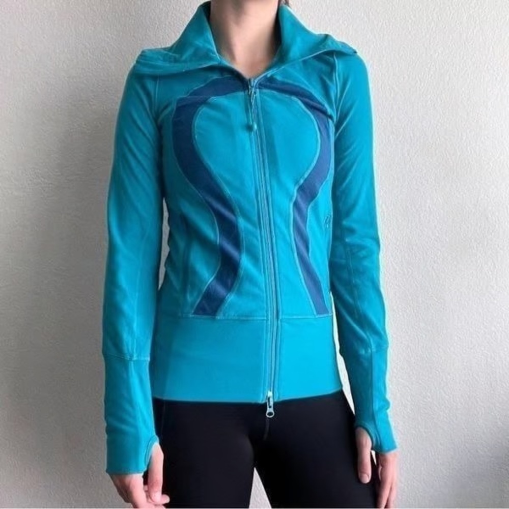 Lululemon Stride Jacket hoodie Size 6 Blue EUC